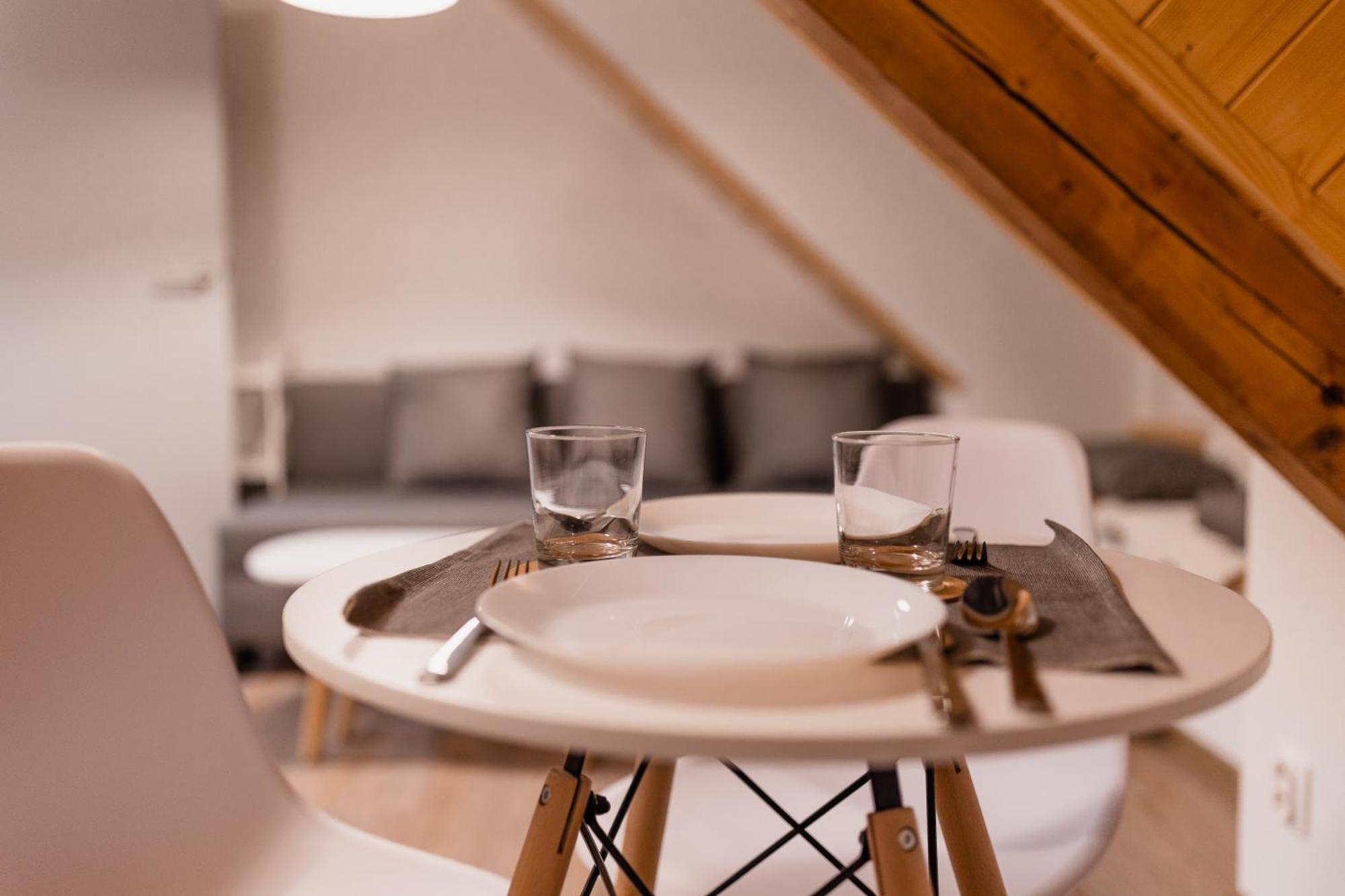Romanticky Loft Parking U Hlavniho Nadrazi Оломоуц Екстер'єр фото